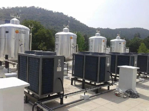 空氣能熱水器漏水的原因