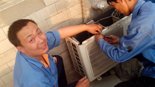 空調(diào)外機(jī)怎么清洗